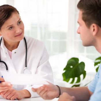 Wizyta w gabinecie laryngologicznym