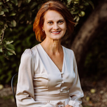 <small>prof. dr hab.</small> Ewa Olszewska